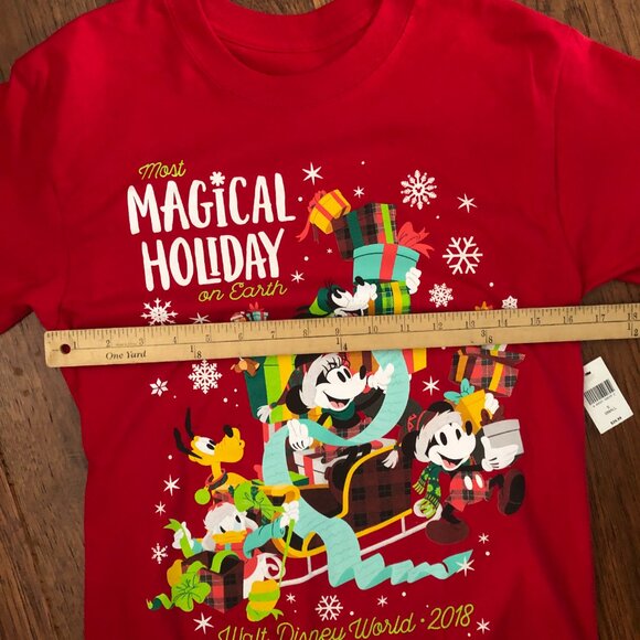 NWT Walt Disney Most Magical Holiday On Earth 2018 Small Shirt Christmas Mickey - Picture 5 of 6